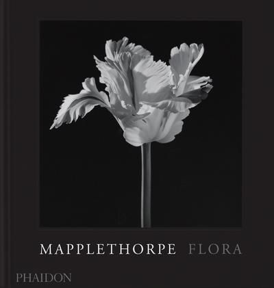 Emprunter Flora. Les fleurs de Mapplethorpe livre