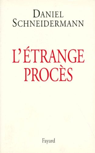 Emprunter L'Etrange procès livre