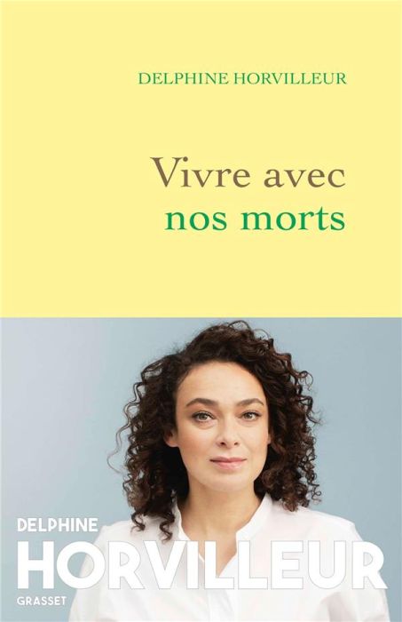 Emprunter Vivre avec nos morts. Petit traité de consolation livre