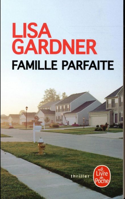 Emprunter Famille parfaite livre