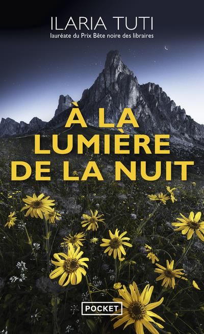 Emprunter A la lumière de la nuit livre