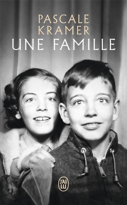 Emprunter Une famille livre