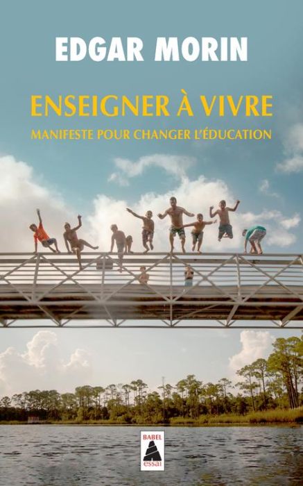 Emprunter Enseigner à vivre. Manifeste pour changer l'éducation livre