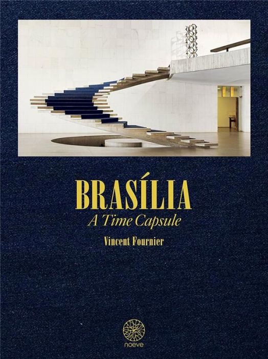 Emprunter BRASILIA - A TIME CAPSULE (COVER A) livre