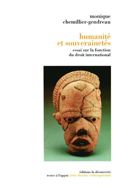 Emprunter Humanité et souveraineté. Essai sur la fonction du droit international livre