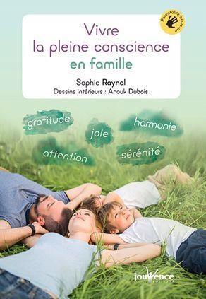 Emprunter Vivre la pleine conscience en famille livre