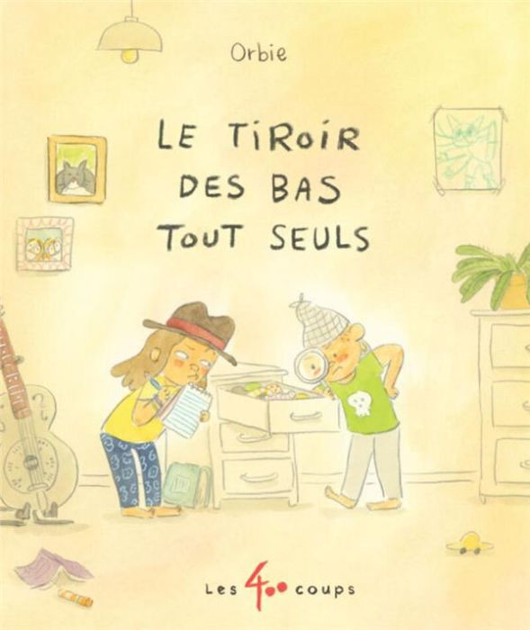 Emprunter Le tiroir des bas tout seuls livre