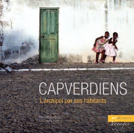 Emprunter Capverdiens. L'archipel par ses habitants livre